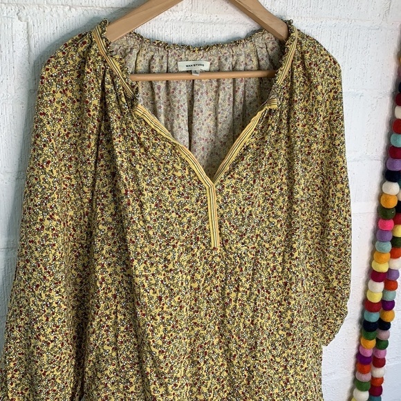 Max Studio Yellow V neck Floral Flowy Blouse sz S - Picture 2 of 7